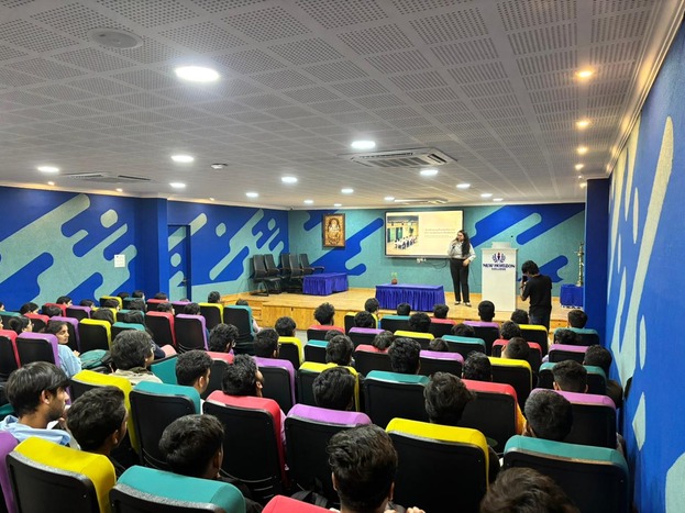 WhatsApp Image 2025 12 11 at 15.09.33